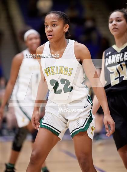 Thumbnail 3 in Langley vs. Woodbridge (VHSL Quarterfinal) photogallery.