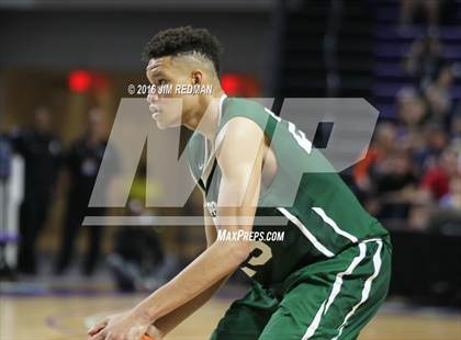 Thumbnail 2 in Tampa Catholic vs. East St. Louis (City of Palms Classic) photogallery.