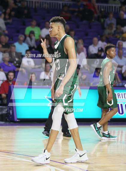 Thumbnail 1 in Tampa Catholic vs. East St. Louis (City of Palms Classic) photogallery.