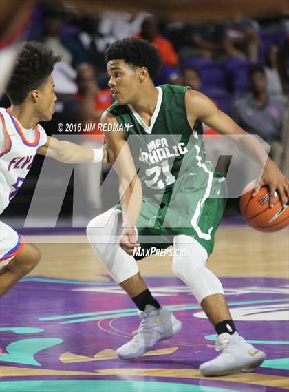 Thumbnail 2 in Tampa Catholic vs. East St. Louis (City of Palms Classic) photogallery.
