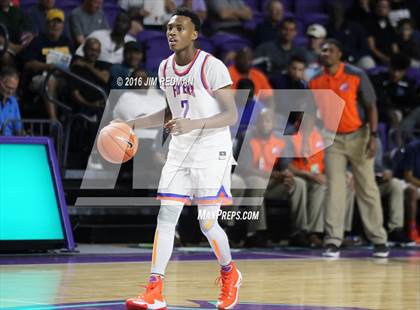 Thumbnail 1 in Tampa Catholic vs. East St. Louis (City of Palms Classic) photogallery.