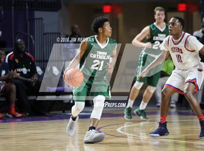 Thumbnail 2 in Tampa Catholic vs. East St. Louis (City of Palms Classic) photogallery.