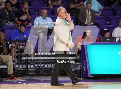 Thumbnail 3 in Tampa Catholic vs. East St. Louis (City of Palms Classic) photogallery.