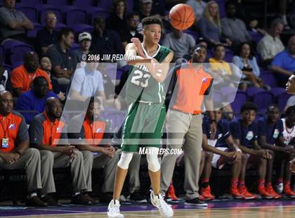 Thumbnail 2 in Tampa Catholic vs. East St. Louis (City of Palms Classic) photogallery.