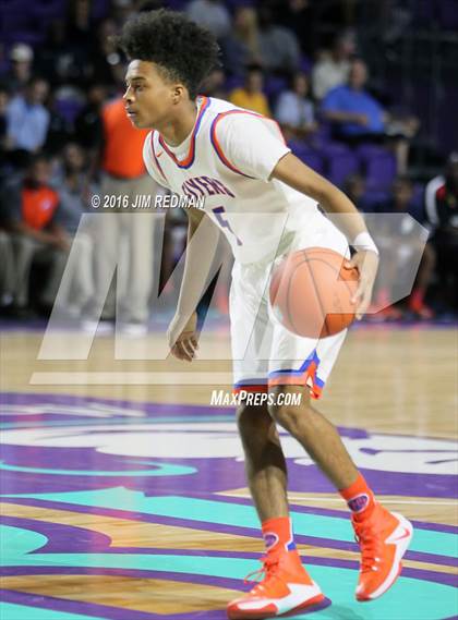 Thumbnail 1 in Tampa Catholic vs. East St. Louis (City of Palms Classic) photogallery.