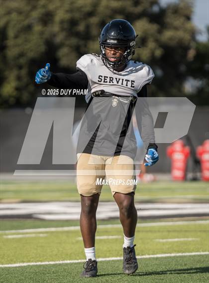 Thumbnail 1 in Serra @ Servite (Scrimmage) photogallery.
