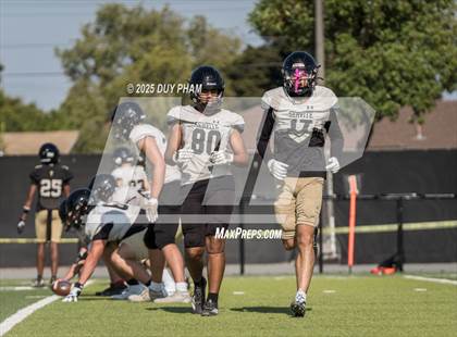 Thumbnail 1 in Serra @ Servite (Scrimmage) photogallery.