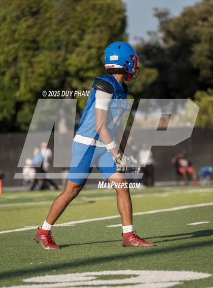 Thumbnail 3 in Serra @ Servite (Scrimmage) photogallery.