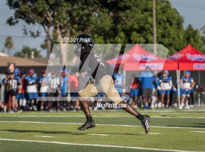Thumbnail 2 in Serra @ Servite (Scrimmage) photogallery.