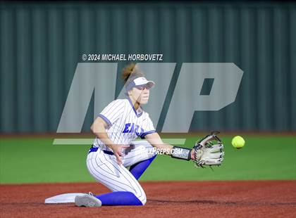 Thumbnail 2 in Guyer @ Allen photogallery.