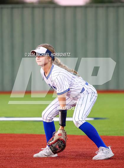 Thumbnail 2 in Guyer @ Allen photogallery.