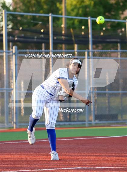 Thumbnail 2 in Guyer @ Allen photogallery.