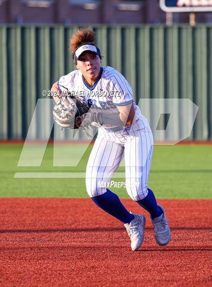 Thumbnail 3 in Guyer @ Allen photogallery.