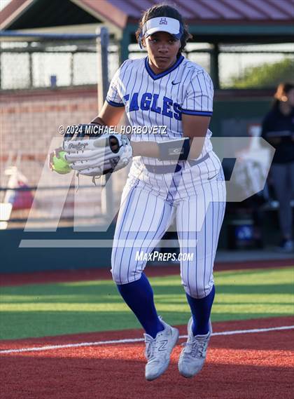 Thumbnail 1 in Guyer @ Allen photogallery.