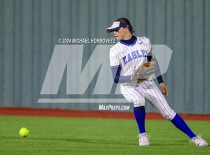 Thumbnail 1 in Guyer @ Allen photogallery.