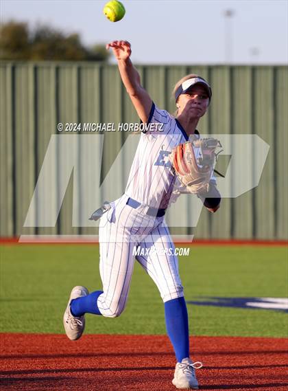 Thumbnail 1 in Guyer @ Allen photogallery.