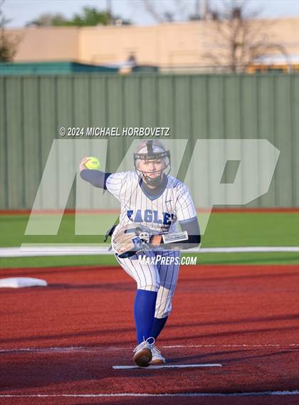 Thumbnail 2 in Guyer @ Allen photogallery.