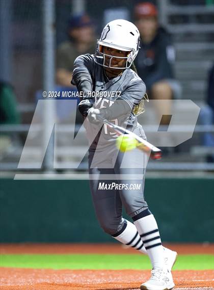 Thumbnail 2 in Guyer @ Allen photogallery.