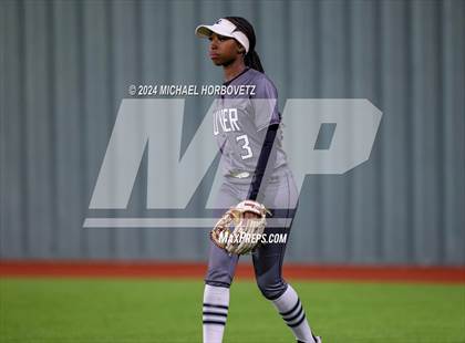 Thumbnail 1 in Guyer @ Allen photogallery.