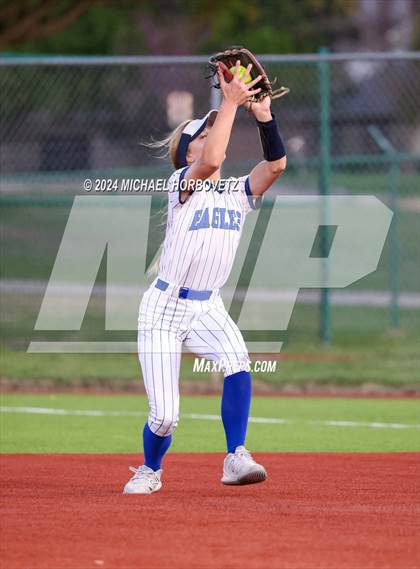 Thumbnail 1 in Guyer @ Allen photogallery.