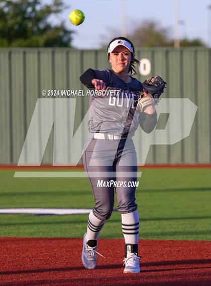 Thumbnail 2 in Guyer @ Allen photogallery.