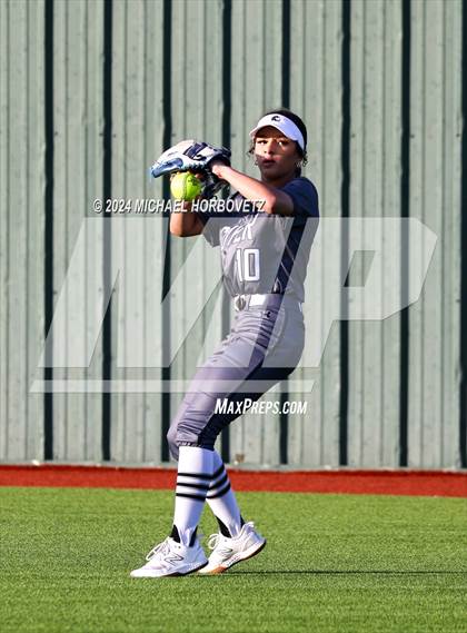 Thumbnail 3 in Guyer @ Allen photogallery.