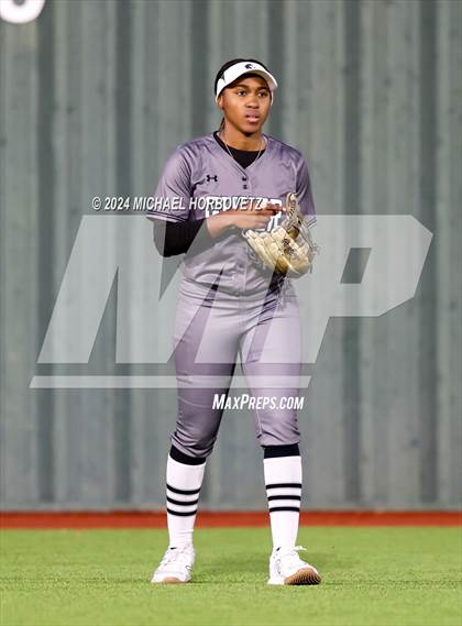 Thumbnail 2 in Guyer @ Allen photogallery.