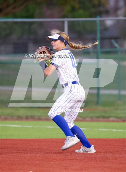 Thumbnail 2 in Guyer @ Allen photogallery.