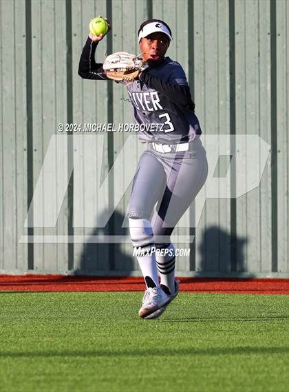 Thumbnail 1 in Guyer @ Allen photogallery.