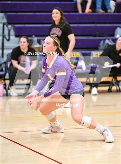 Thumbnail 1 in Kelseyville @ Escalon (CIF Division V Round II) photogallery.