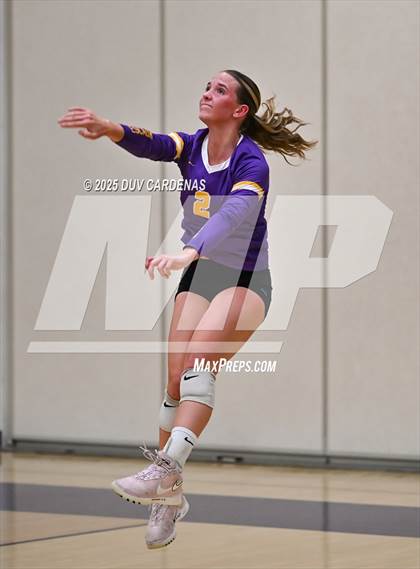 Thumbnail 1 in Kelseyville @ Escalon (CIF Division V Round II) photogallery.