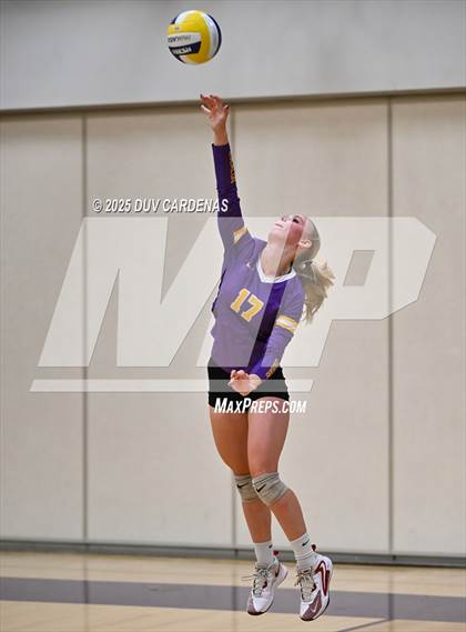 Thumbnail 3 in Kelseyville @ Escalon (CIF Division V Round II) photogallery.