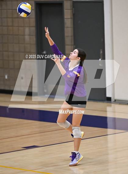 Thumbnail 1 in Kelseyville @ Escalon (CIF Division V Round II) photogallery.