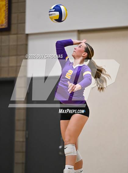 Thumbnail 2 in Kelseyville @ Escalon (CIF Division V Round II) photogallery.