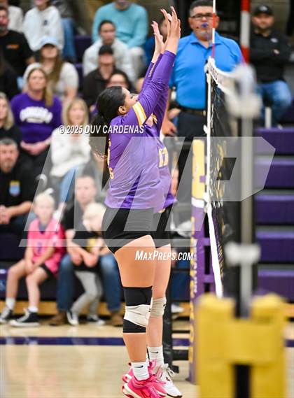 Thumbnail 2 in Kelseyville @ Escalon (CIF Division V Round II) photogallery.