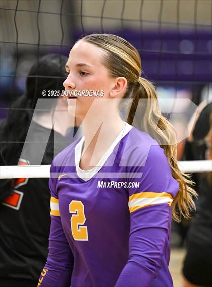 Thumbnail 1 in Kelseyville @ Escalon (CIF Division V Round II) photogallery.