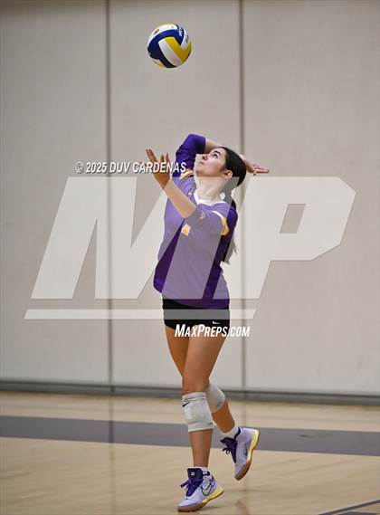 Thumbnail 3 in Kelseyville @ Escalon (CIF Division V Round II) photogallery.