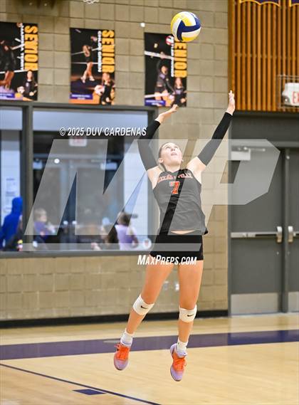 Thumbnail 1 in Kelseyville @ Escalon (CIF Division V Round II) photogallery.