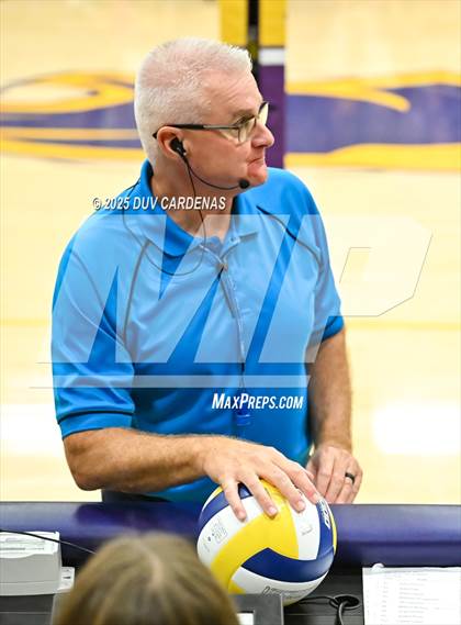 Thumbnail 1 in Kelseyville @ Escalon (CIF Division V Round II) photogallery.