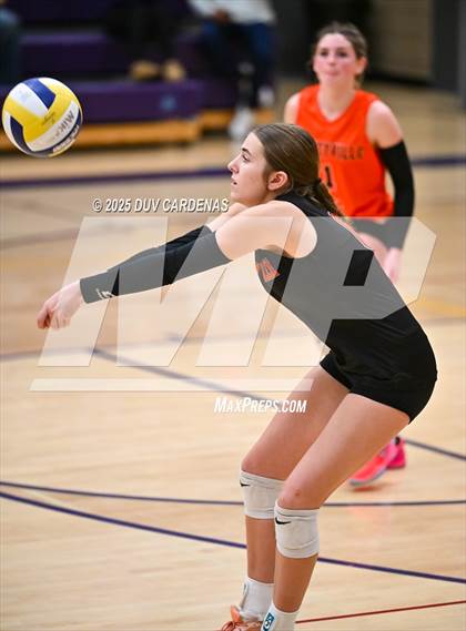 Thumbnail 2 in Kelseyville @ Escalon (CIF Division V Round II) photogallery.