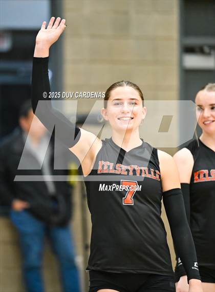 Thumbnail 3 in Kelseyville @ Escalon (CIF Division V Round II) photogallery.