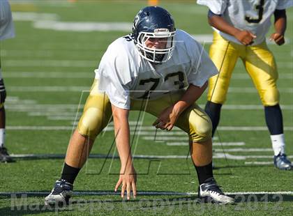 Thumbnail 3 in Los Osos @ Charter Oak photogallery.