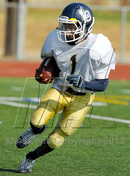 Thumbnail 2 in Los Osos @ Charter Oak photogallery.