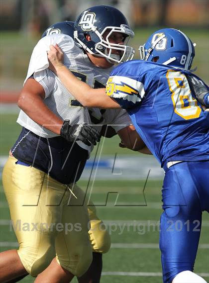 Thumbnail 1 in Los Osos @ Charter Oak photogallery.