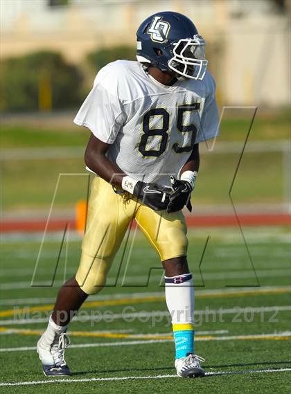 Thumbnail 1 in Los Osos @ Charter Oak photogallery.