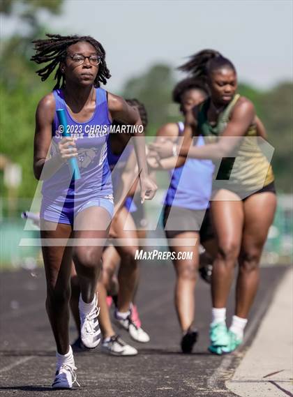 Thumbnail 3 in Border Brawl Relays photogallery.