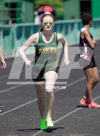 Thumbnail 3 in Border Brawl Relays photogallery.