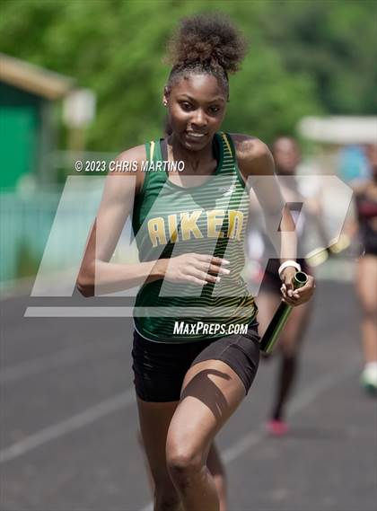 Thumbnail 2 in Border Brawl Relays photogallery.