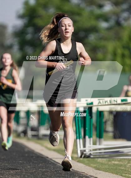 Thumbnail 2 in Border Brawl Relays photogallery.