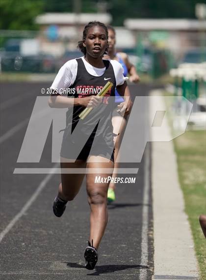 Thumbnail 2 in Border Brawl Relays photogallery.